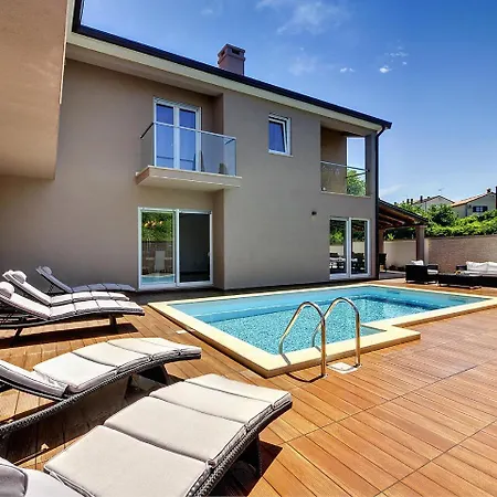 Villa Rovigno 빌라